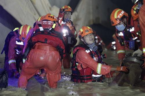 2024吃瓜最新事件爆料新闻,盘点娱乐圈最新爆料事件