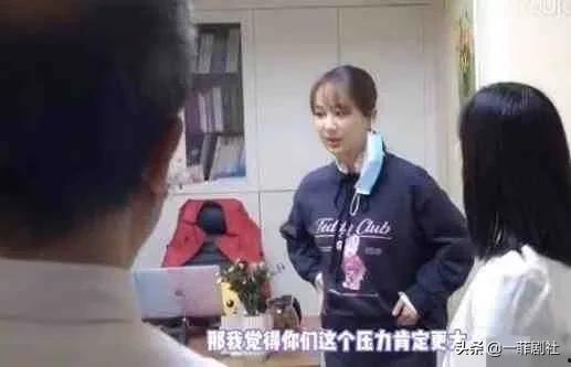 明星吃瓜爆料主播是谁啊,明星吃瓜爆料背后的神秘主播身份