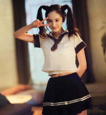 校服妹妹吃瓜爆料图片,揭秘校园那些不为人知的秘密