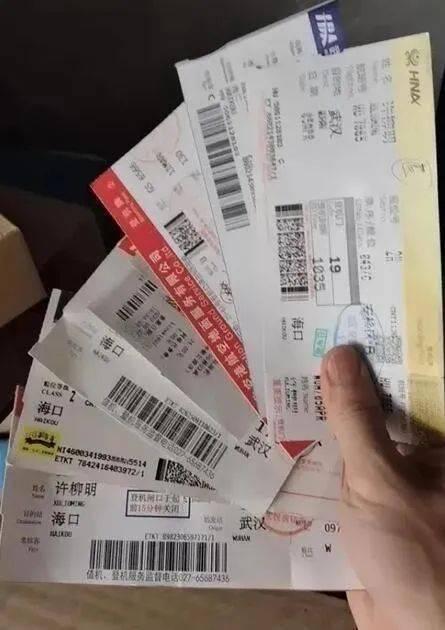 今日吃瓜玩偶姐姐微博,揭秘娱乐圈幕后故事”