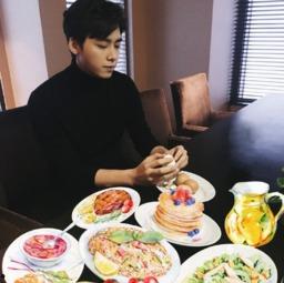 爆料吃瓜肖战微博图片,吃瓜群众热议幕后真相