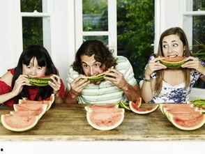 全家带板凳吃瓜真千金爆料啦,全家带板凳吃瓜，真千金爆料事件始末