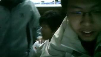 两女 一杯 视频,视频记录温馨瞬间